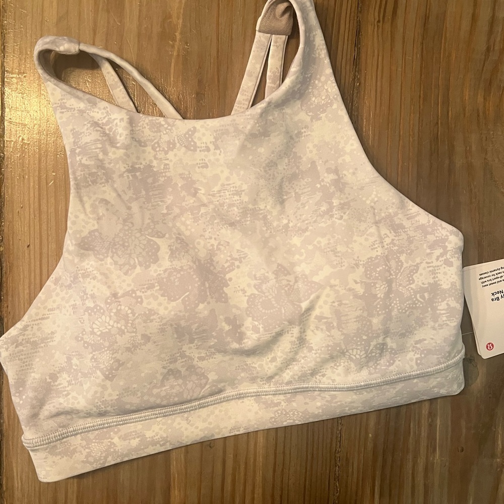 Lululemon Energy Bra High Neck, NWT, Size 4, Luxtreme Fabric, Removable Cups